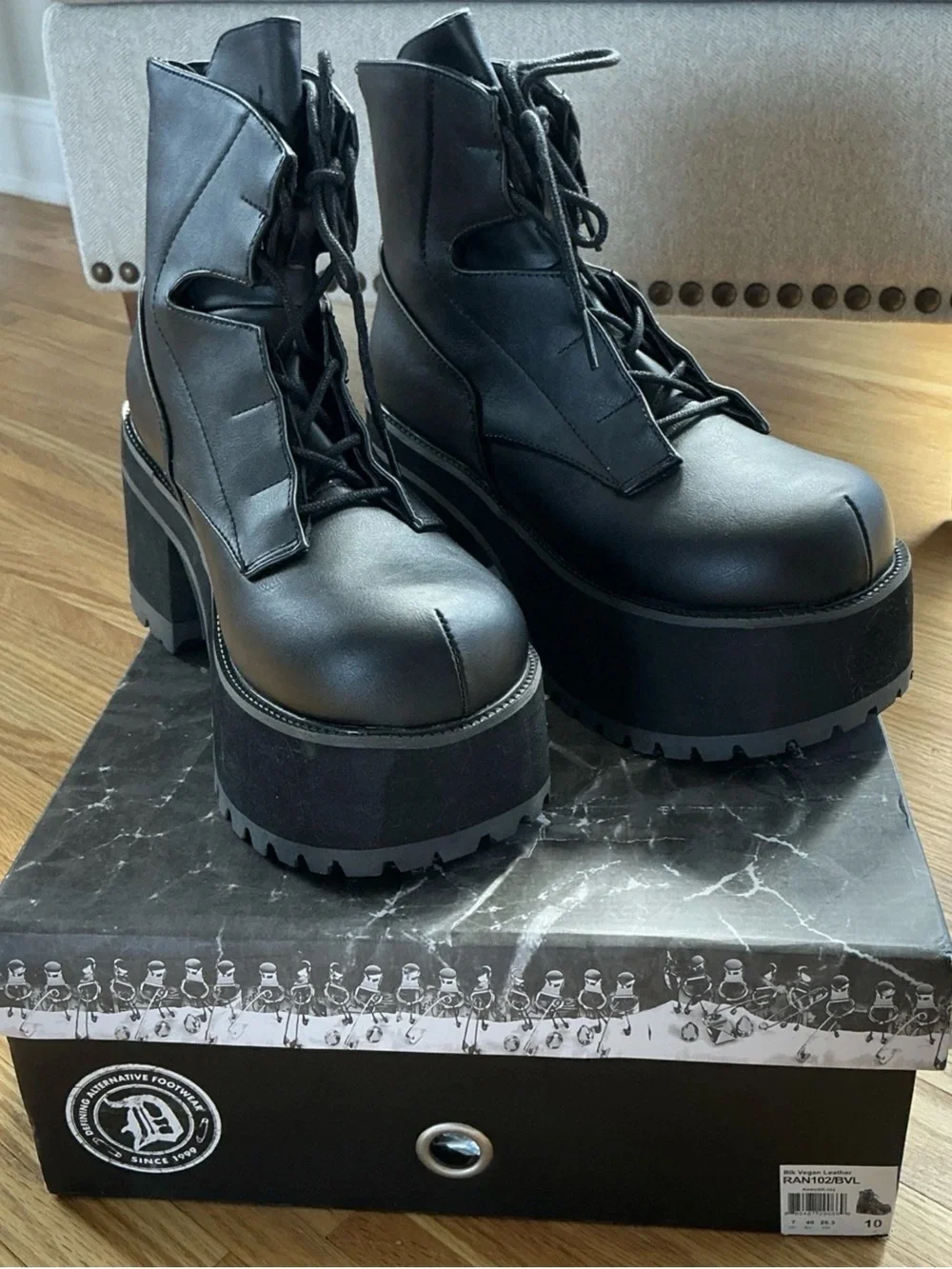 NEW DEMONIA-102 BLACK VEGAN LEATHER Platform Ankle Boots - Black 10 SHIPS FREE